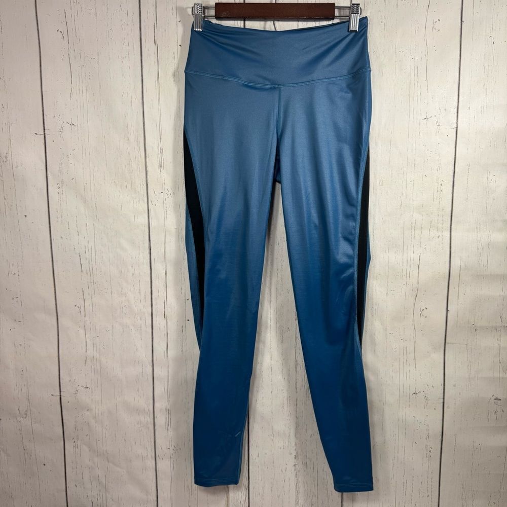 Victoria Sport Sport Knockout Blue Leggings With Black Accents Workout Active